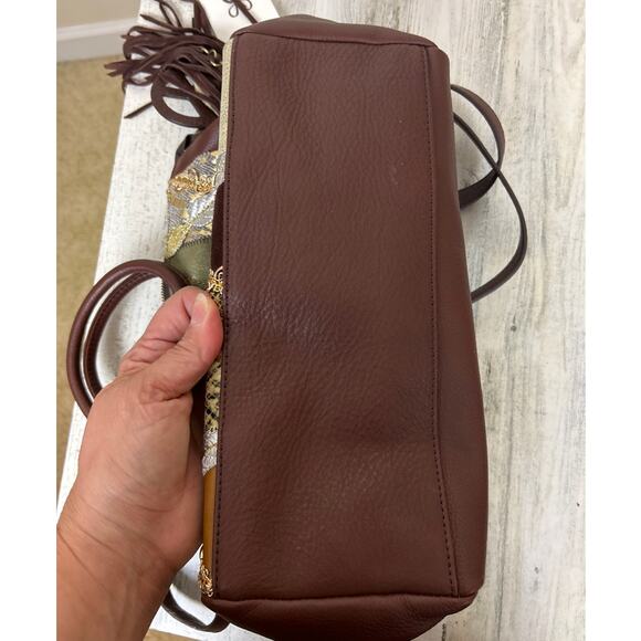 Hobo Sheila Medium Brown Leather Mixed Media Shoulder Bag Boho Purse New - Picture 9 of 9